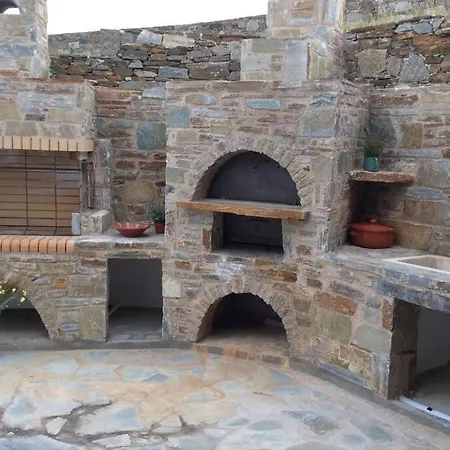 Chez Semiramis The Summer Breeze House 5'min From The Semesterbostad