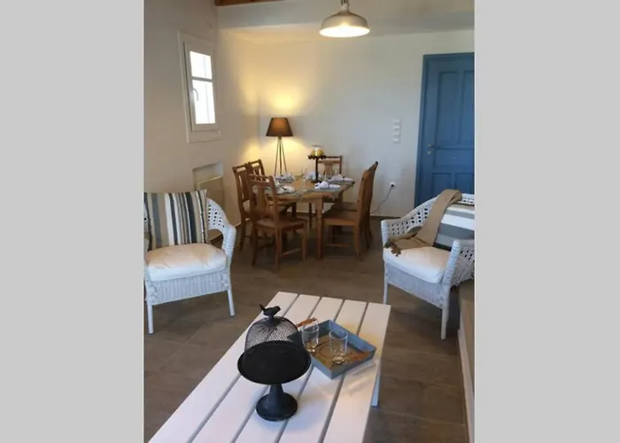 Tatil Evi Chez Semiramis The Summer Breeze House 5'min From The