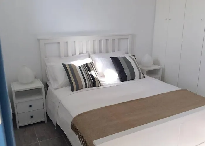 Chez Semiramis The Summer Breeze House 5'min From The *