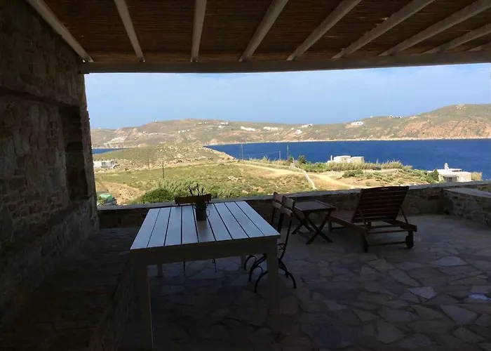 Chez Semiramis The Summer Breeze House 5'min From The Semesterbostad