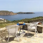 Chez Semiramis The Summer Breeze House 5'min From The