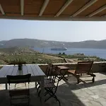 Chez Semiramis The Summer Breeze House 5'min From The