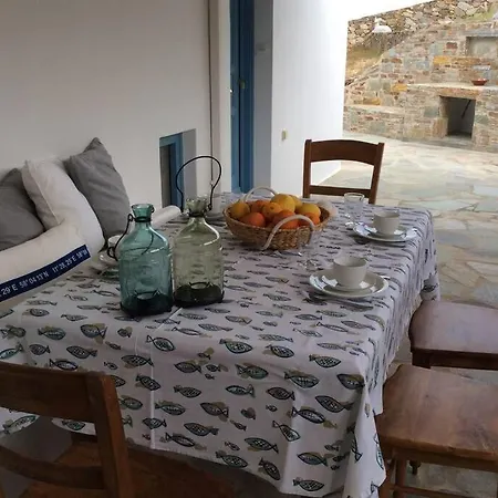 Casa vacanze Chez Semiramis The Summer Breeze House For 13 Persons 5'min From The