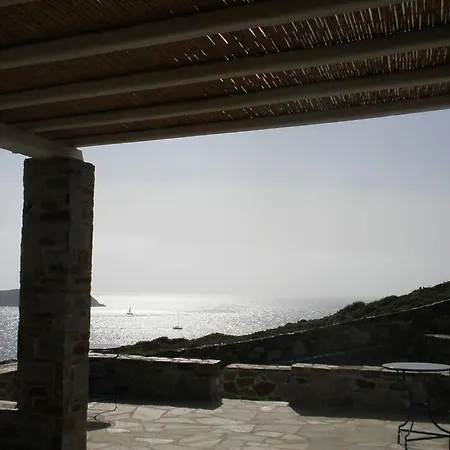 Chez Semiramis The Summer Breeze House 5'min From The